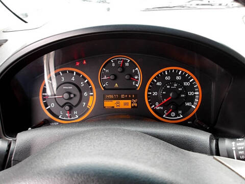 2011 Nissan Titan SV