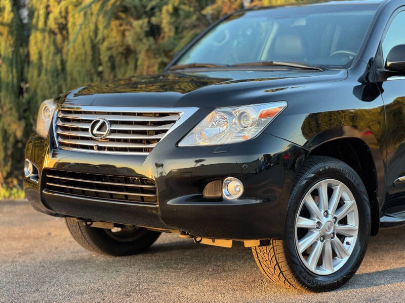 2010 Lexus LX 570