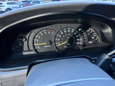 2004 Toyota Tundra SR5