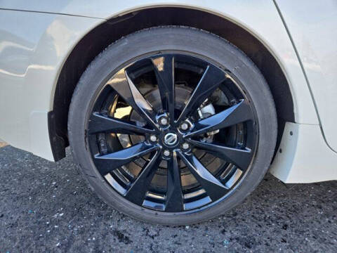 2021 Nissan Maxima 3.5 SR