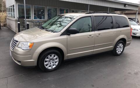 2009 Chrysler Town and Country for sale at County Seat Motors in Union MO