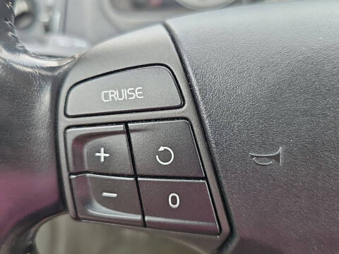 2011 Volvo C70 T5