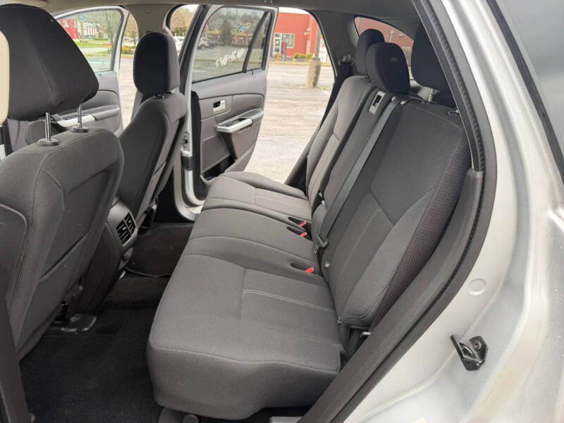 2012 Ford Edge SE