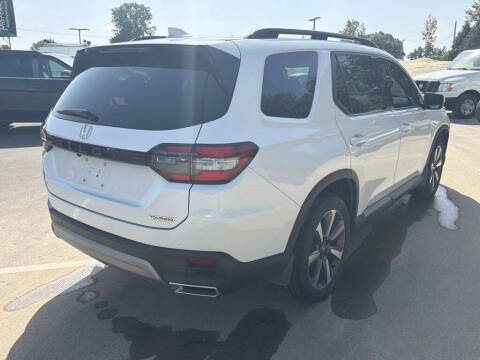 2024 Honda Pilot Touring