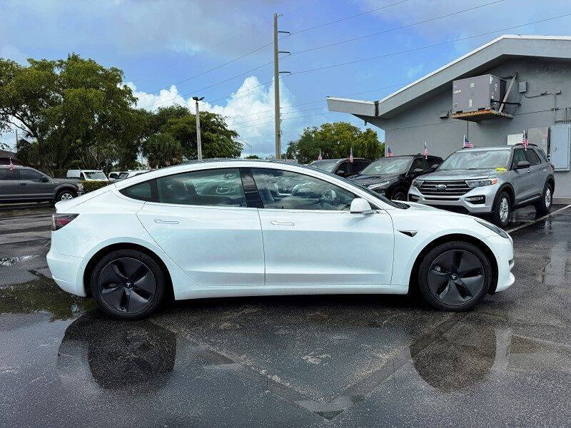 2020 Tesla Model 3 Standard Range Plus