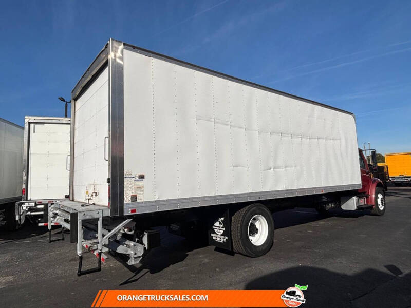 2019 Freightliner M2 106