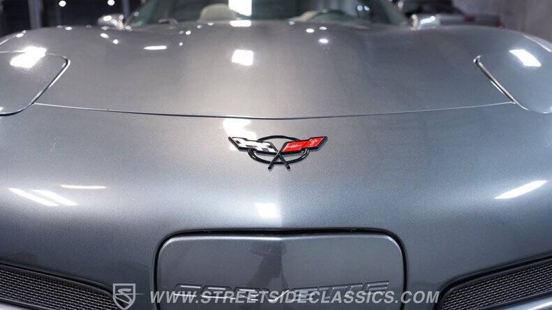 2004 Chevrolet Corvette