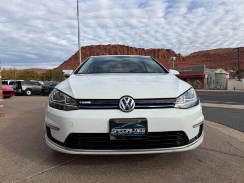 2017 Volkswagen e-Golf SE