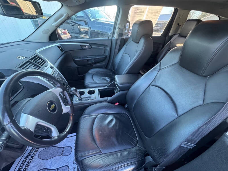 2011 Chevrolet Traverse LT