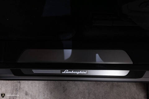 2023 Lamborghini Urus S