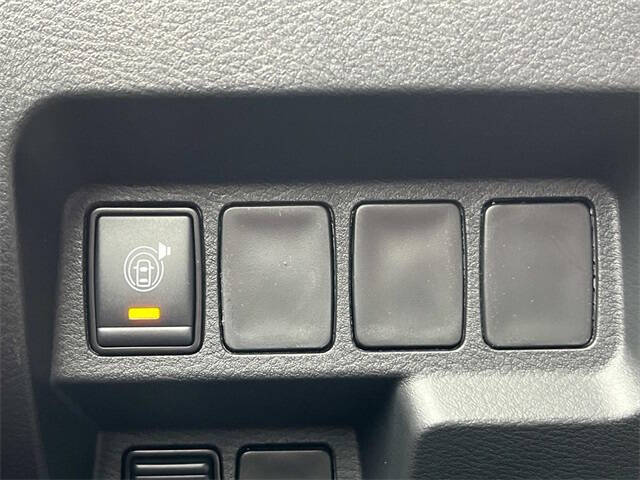 2025 Nissan Frontier PRO-X