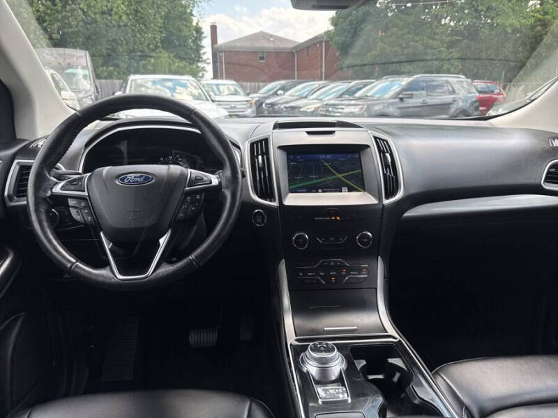 2020 Ford Edge SEL