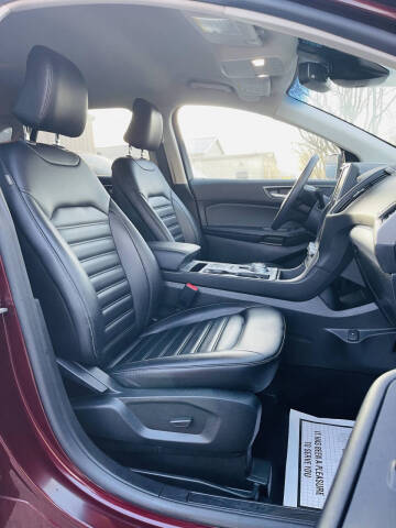 2022 Ford Edge SEL
