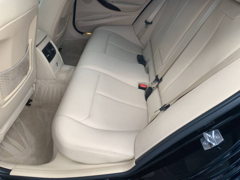 2013 BMW 3 Series 328i xDrive