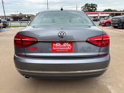 2016 Volkswagen Passat 1.8T SE