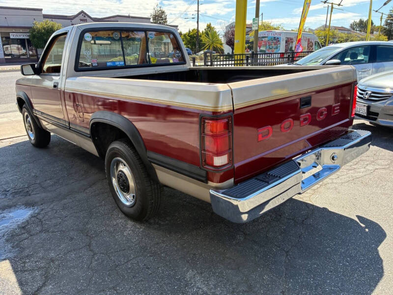 1992 Dodge Dakota LE