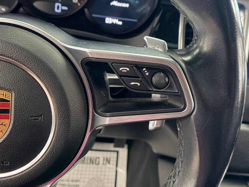 2018 Porsche Macan