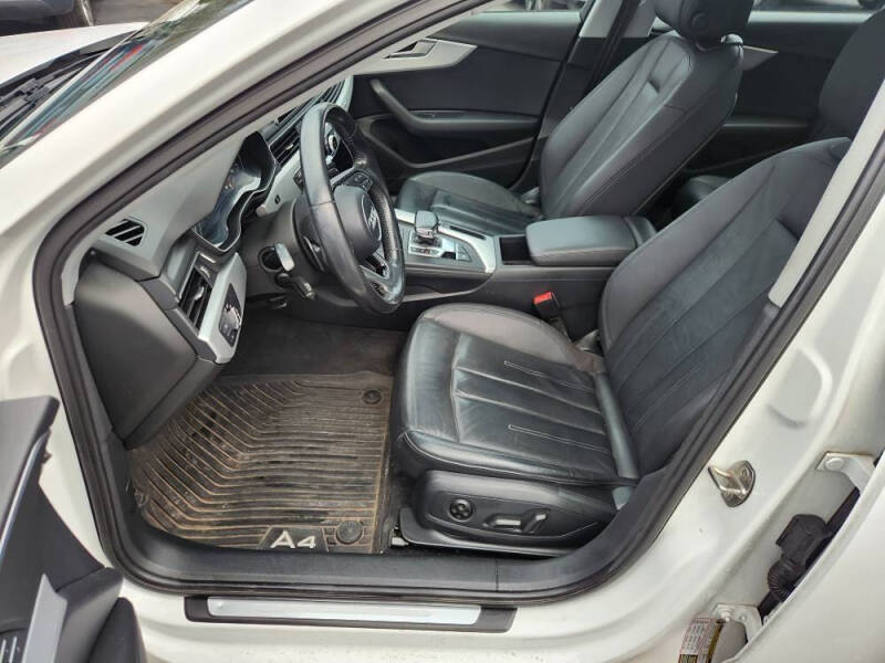 2017 Audi A4 2.0T quattro Premium