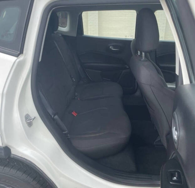 2018 Jeep Compass Sport