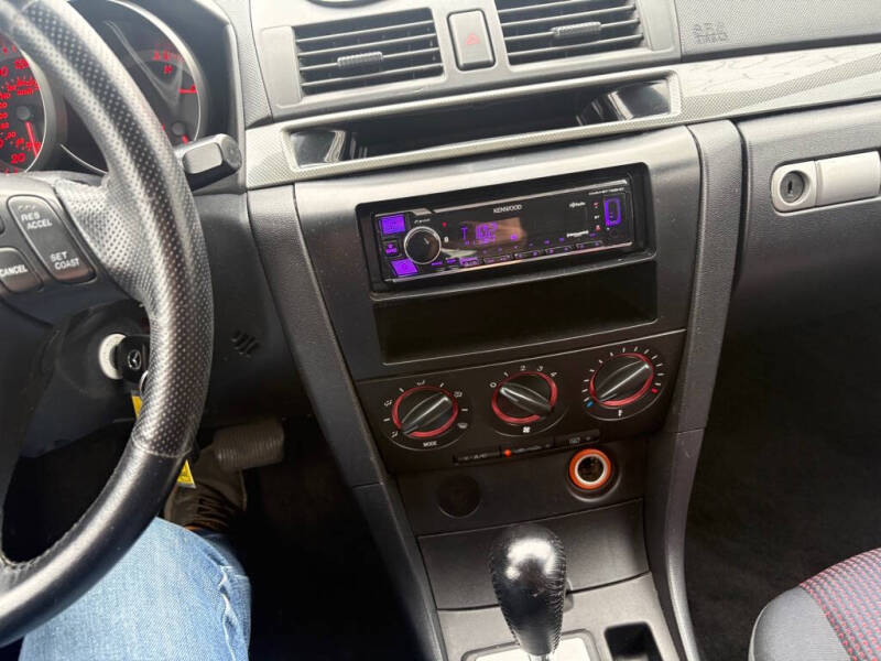 2005 Mazda MAZDA3