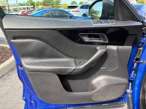 2018 Jaguar F-PACE S