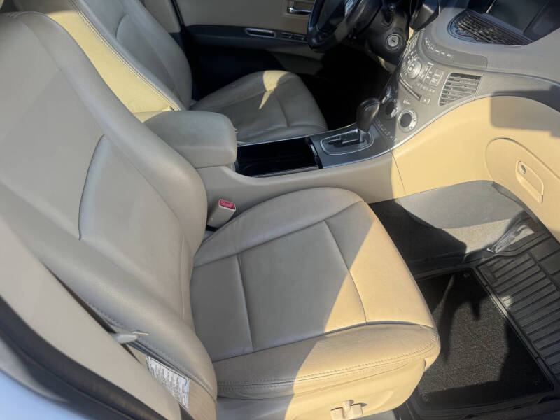 2008 Subaru Tribeca Ltd. 7-Pass.