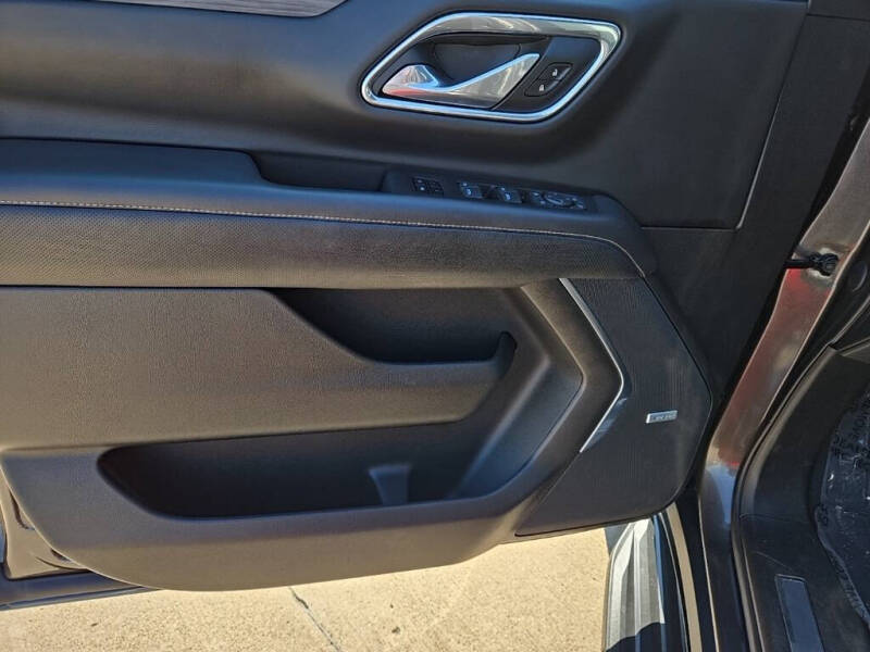 2021 GMC Yukon XL SLT