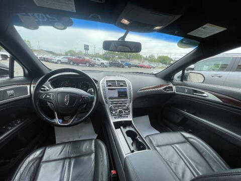 2017 Lincoln MKZ Select