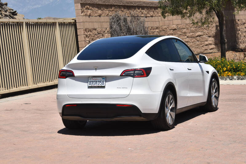 2021 Tesla Model Y Long Range photo 13