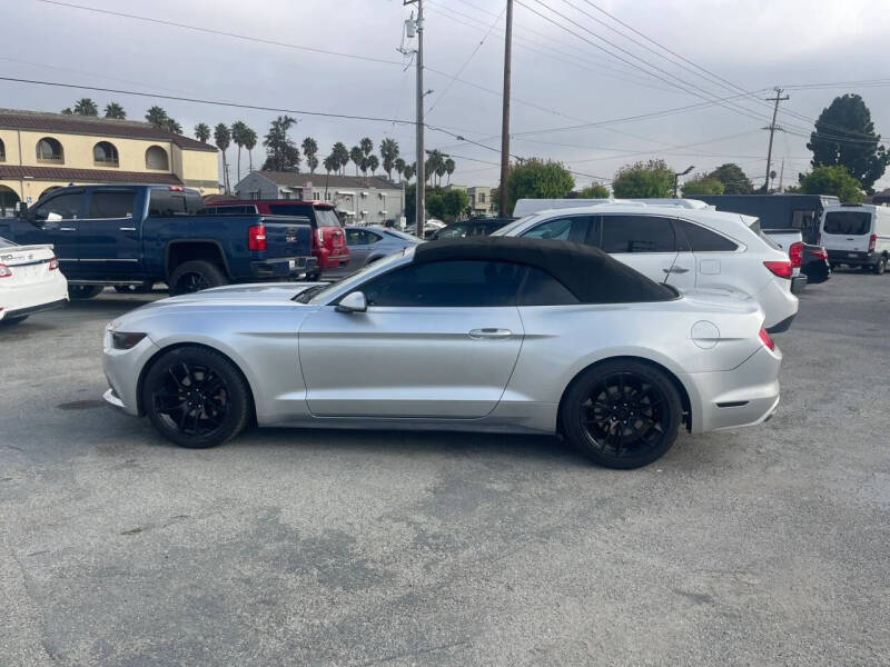 2016 Ford Mustang V6