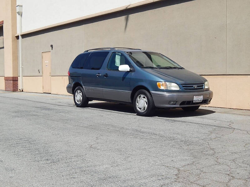 2001 Toyota Sienna for sale at Gilroy Motorsports in Gilroy CA