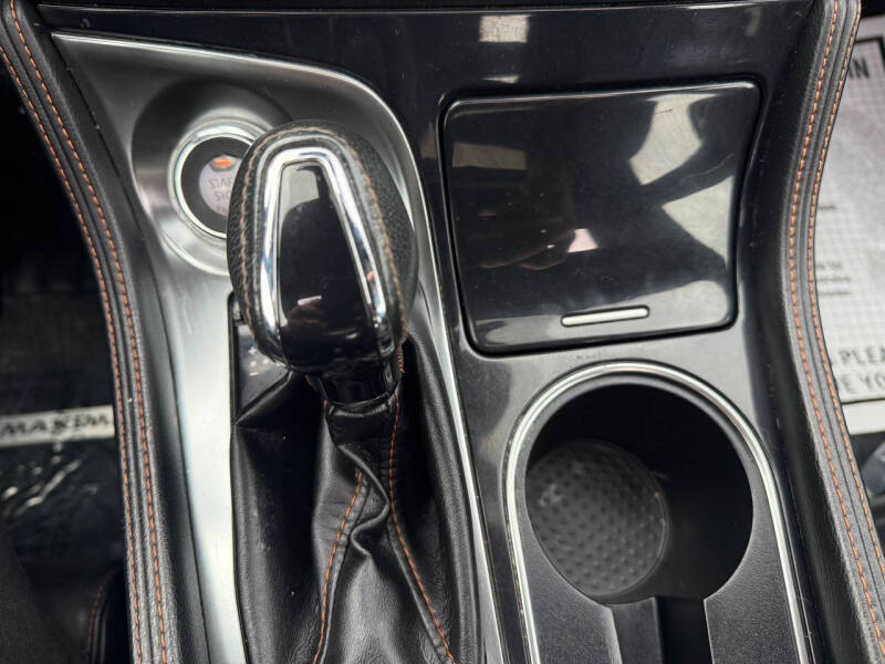 2023 Nissan Maxima 3.5 SR