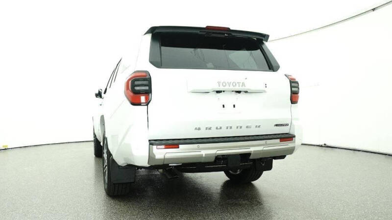 2025 Toyota 4Runner Limited HV