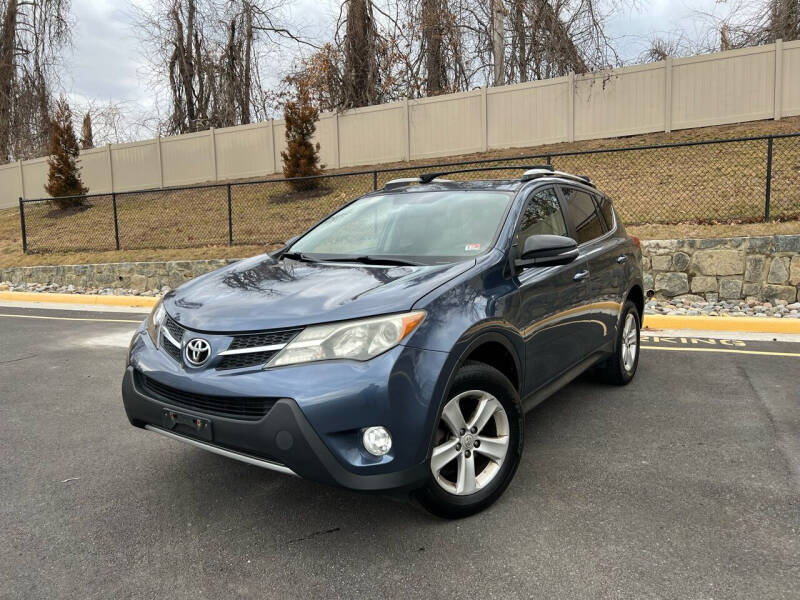 2013 Toyota RAV4 for sale at REGIONAL AUTO CENTER in Stafford VA