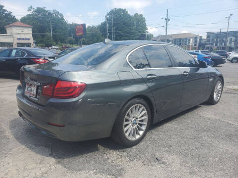 2012 BMW 5 Series 528i