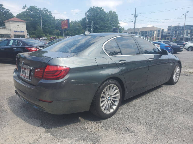 2012 BMW 5 Series 528i