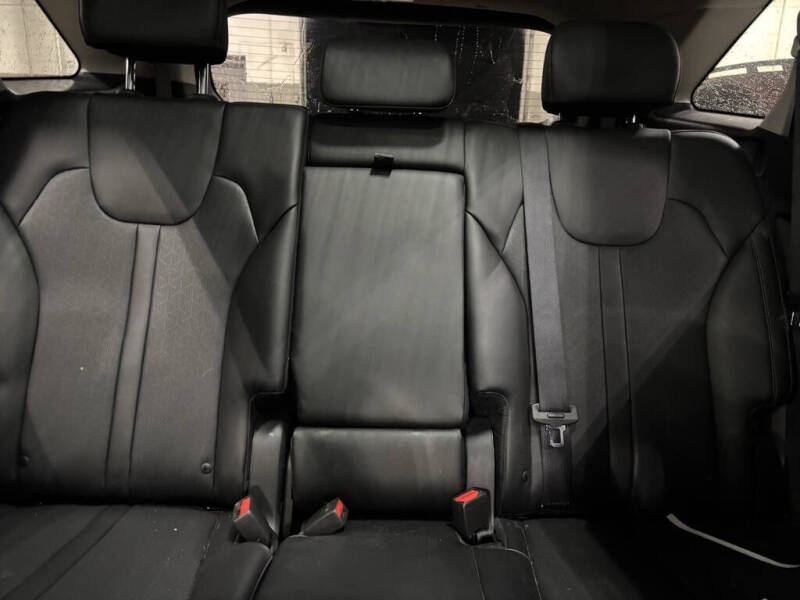 2023 Kia Sorento X-Line S