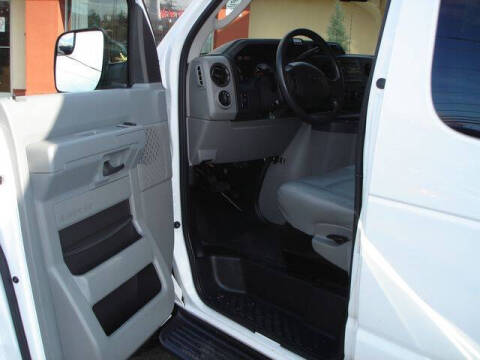 2014 Ford E-Series E-350 SD