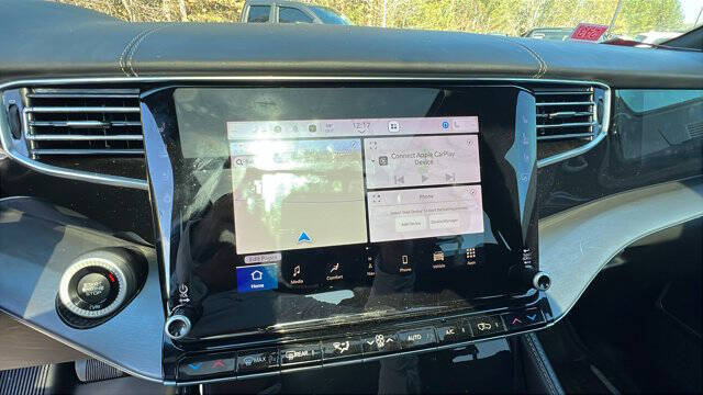 2023 Jeep Wagoneer Carbide