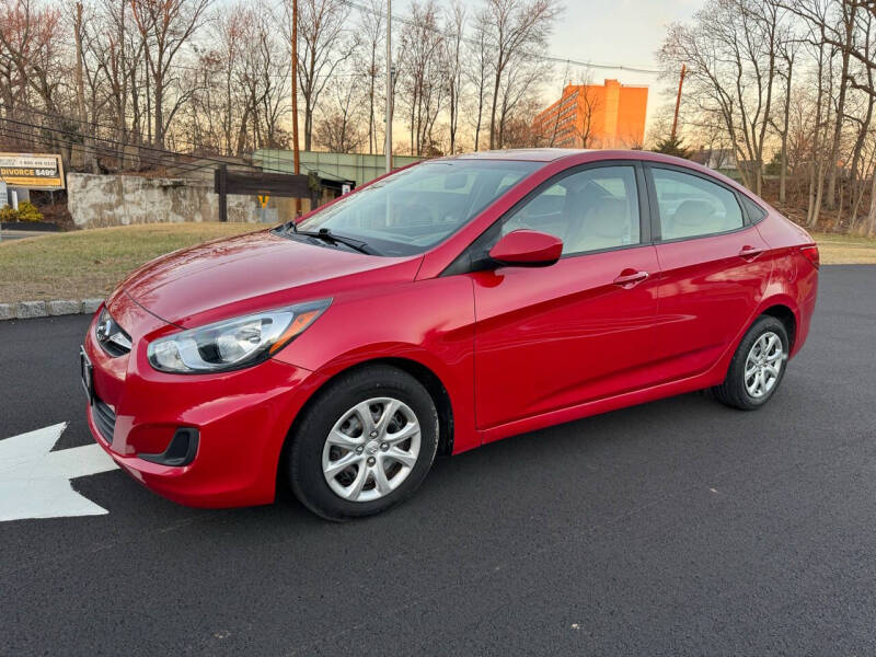 2014 Hyundai Accent GLS photo 4