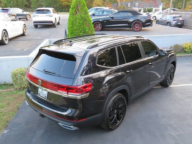 2024 Volkswagen Atlas SE