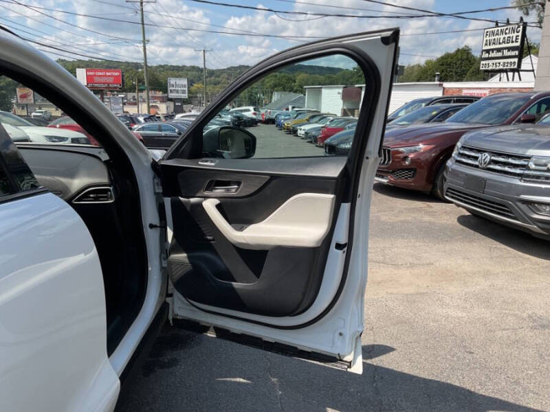 2019 Jaguar F-PACE S