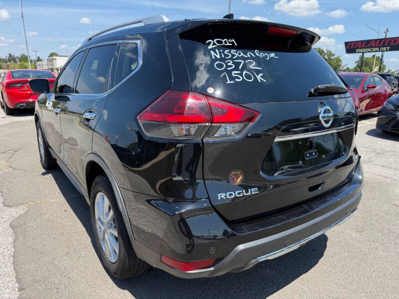 2019 Nissan Rogue SV