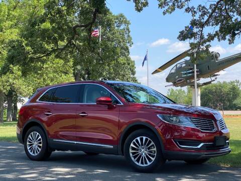 2017 Lincoln MKX for sale at Every Day Auto Sales in Shakopee MN