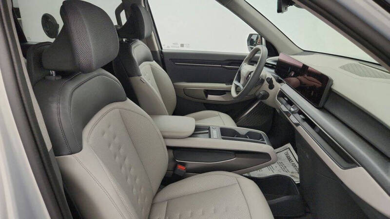2026 Kia EV9 Wind