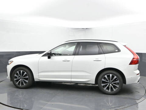 2025 Volvo XC60 B5 Plus Dark Theme