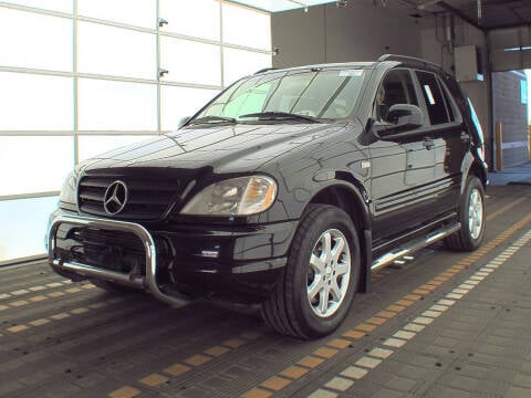 2000 Mercedes-Benz M-Class