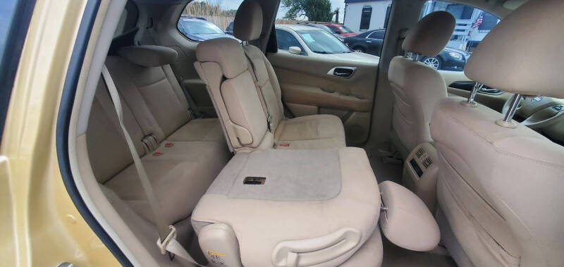 2013 Nissan Pathfinder S