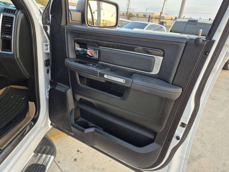 2016 RAM 1500 Laramie Limited