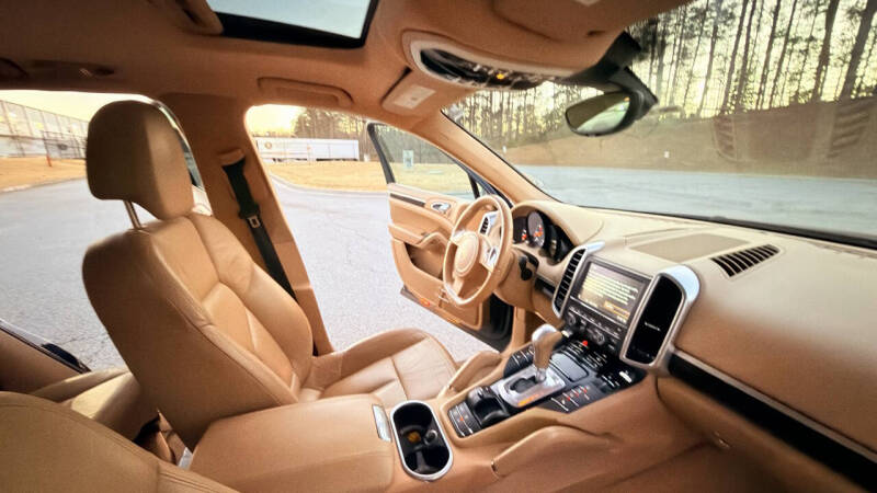 2011 Porsche Cayenne Tiptronic